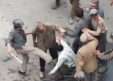14 iunie: 35 de ani de la ziua când peste 10.000 de ortaci au luat cu asalt Piața Universității la îndemnul lui Ion (…)
