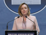 Reacția lui Carmen Dan, după ce a aflat că sora sa i-ar fi folosit numele pentru a înșela oameni. Fostul ministru, (…)