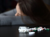 Creştere alarmantă a numărului de adolescenţi care ajung la spital intoxicaţi cu supradoze de stupefiante