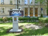 DNA a efectuat 23 de percheziții în opt județe într-un dosar de corupție. Zece persoane sunt vizate pentru șantaj