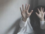 ANES cere incriminarea femicidului în legislaţia penală după ce o femeie a fost ucisă de fostul concubin, în Arad