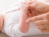 Un bebeluş a fost găsit drogat cu cocaină, în Franța. Părinţii, cunoscuţi ca fiind dependenţi de droguri, puşi sub (…)