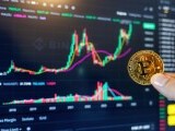 Analiză: Bitcoin cade la 93.000 de dolari: altcoin-urile se prăbușesc, iar sentimentul de piață intră în „frica extremă”