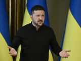 Zelenski acuză Rusia că refuză armistițiul, complicând planul de pace al lui Trump. „Nu a stabilit când va înceta să (…)