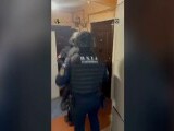 Trei persoane au fost arestate după ce au vândut droguri de risc în București și Buzău. Ce „capcană” le-au întins (…)
