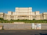 Incident neobișnuit la Parlament. Surse: O femeie din Republica Moldova a încercat să intre cu 6 cuțite. Era pe o (…)