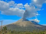 Atenționare de călătorie pentru românii care vizitează insulele Flores sau Bali, din cauza unei noi erupții vulcanice