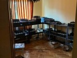 20.000 de cartele prepay, descoperite în casa unui bărbat din Zalău, bănuit că înșela oameni prin telefon | FOTO