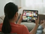 Românii, codașii Europei la cultură: „E mai ușor să mă uit la un film decât să citesc”. Preferă să execute ce le (…)