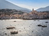 Detalii neștiute despre satul mediteranean care i-a impresionat pe Salvador Dali și Picasso. Cum ajungi în Cadaqués