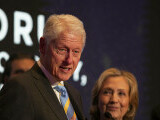 Bill și Hillary Clinton, citați în ancheta Epstein. Legătura cu infractorul condamnat, mort în celulă