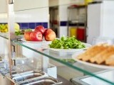 Peste 360 de persoane au suferit intoxicaţii alimentare după ce au consumat mese şcolare gratuite în Indonezia