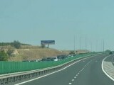 Aglomerația din stațiuni s-a mutat pe Autostrada Soarelui. Coloane uriașe, șoferi băuți și sancțiuni pe banda de urgență