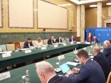 Coaliția de guvernare discută reforma din administrația publică. Asumarea în Parlament pentru Pachetul 2 ar putea fi (…)