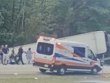 Un autocar plin cu turiști s-a răsturnat pe o autostradă din New York. Cinci morți și zeci de răniți