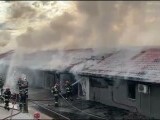 Incendiu uriaș lângă București. Arde o hală cu materiale plastice