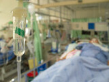 Medicii specialişti ameninţă cu suspendarea acordării serviciilor gratuite pentru pacienţi