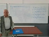 Predă Fizica la 80 de ani, după 56 de ani de activitate. Profesorul Ioan Brânzan începe un nou an