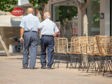Grecia a anunțat un plan de 1,6 miliarde de euro pentru a combate criza natalității. Populația ar putea scădea sub 8 (…)