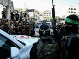 Hamas a publicat imagini cu execuții în stradă. Opt bărbați, acuzați că au colaborat cu Israelul
