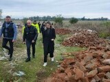 Descindere a ministrului Mediului la Sintești, cu peste 130 de comisari, polițiști și jandarmi. Susținuți aerian de (…)