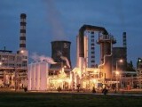 Explozie la rafinăria Lukoil din Ploiești. Un bărbat a fost rănit