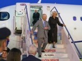 Regele Charles și Regina Camilla au ajuns la Vatican într-o vizită istorică și se vor ruga alături de Papa Leon. FOTO