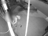 Un bărbat a dat spargerea în cinci magazine într-o singură noapte, la Iași. Ce le-a spus anchetatorilor după ce a (…)