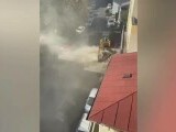 Alertă în Capitală. Aburi cu miros de gaze, după ce muncitorii au avariat o conductă. „Mi-e teamă să merg acasă”