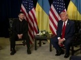 Donald Trump afirmă că Zelenski nu are „nicio carte în mână” și trebuie să accepte planul de pace negociat cu Rusia