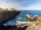 Tragedie în Tenerife. Doi cetățeni români au murit, după ce un val uriaş a lovit o piscină naturală