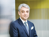 Acţiunile Renault scad cu 7% la Paris după plecarea supriză a CEO-ului Luca de Meo. Cele ale Kering, acolo unde se (…)