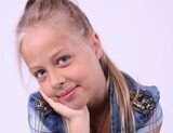 Cum arată Jennifer Dumitrescu acum, la 23 de ani. Vedeta din „ÎNGERAȘII” a cunoscut o transformare uimitoare