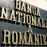 BNR: Scad investițiile străine și crește datoria externă