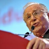 Ion Iliescu are cancer pulmonar și a fost operat. Anunțul făcut de spitalul SRI „Agrippa Ionescu”