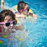 Dă start verii cu o piscină în curtea ta! (P)