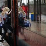 „Trenurile Soarelui” vor circula până pe 7 septembrie către și dinspre litoral. Probleme cu aerul condiționat vor fi (…)