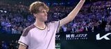 Jannik Sinner a DEZVĂLUIT cum a trecut peste perioada neagră a carierei. Acum luptă pentru trofeu la Roland Garros. (…)