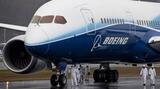 Un avion Boeing, identic cu cel prăbușit în India, a efectuat patru aterizări de urgență într-o lună