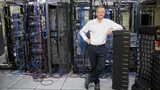 „Nașul inteligenței artificiale” avertizează: urmează concedieri masive, dar unele meserii sunt în siguranță