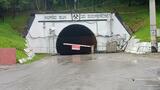 Creşteri ale salinităţii apei în râul Târnava Mică, generată de infiltraţiile masive din zona Salinei Praid. (…)
