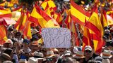 Spaniolii au ieșit pe străzi să protesteze împotriva guvernului. Acuzații extrem de grave la adresa premierului (…)