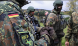 Kremlinul acuză Berlinul că sabotează pacea: Germania promite Ucrainei ajutor militar