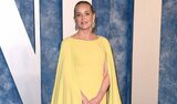 Sharon Stone, pictorial îndrăzneț alături de fostul iubit al lui Halle Berry. Actrița a pozat într-un top (…)