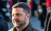 Zelensky ia în calcul demiterea șefului armatei pe măsură ce protestele iau amploare