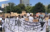 „Ne-ați lăsat fără burse și transport”: studenții ies în stradă la început de an universitar