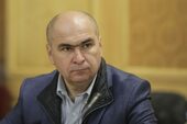 Premierul Bolojan, despre abuzurile de la stat: „Am tolerat o clientelă de lipitori”. Contracte blindate, sporuri (…)