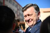 Crin Antonescu, revenire după ce a pierdut alegerile prezidențiale: Am dreptul să nu fiu luat în turmă pentru o nouă (…)