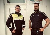Dragoş şi Marius au pornit girofarele şi au eliberat traficul pentru o familie care se grăbea cu copilul la spital: (…)
