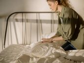 De ce ar trebui să schimbi întotdeauna cearșafurile și prosoapele din casă înainte de a pleca în vacanță